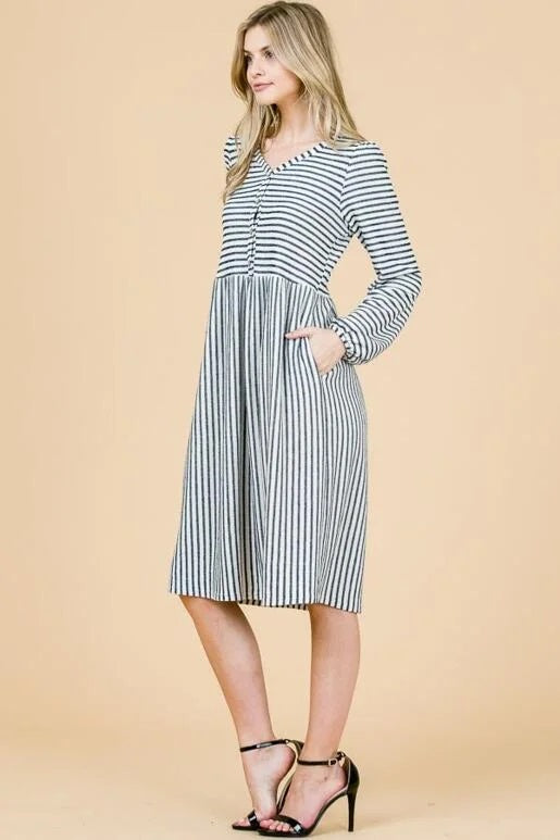 Long Sleeve V-Neck Midi Dress