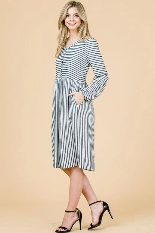 Long Sleeve V-Neck Midi Dress